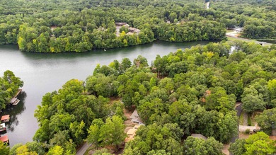 Motivated Seller, bring your offer! This recently remodeled on DeSoto Golf Course in Arkansas - for sale on GolfHomes.com, golf home, golf lot