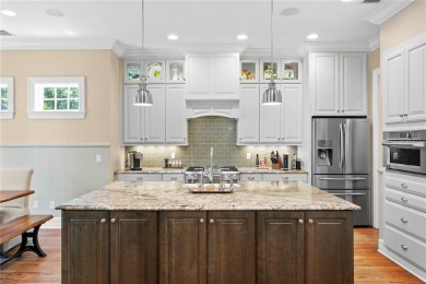 Welcome to 2714 W. Jetton Avenue -- an elegant on Palma Ceia Golf and Country Club in Florida - for sale on GolfHomes.com, golf home, golf lot