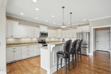 Welcome to 346 Golf Ridge Dr. in Kingsport, Tennessee! Take a on Crocketts Ridge Golf Club in Tennessee - for sale on GolfHomes.com, golf home, golf lot