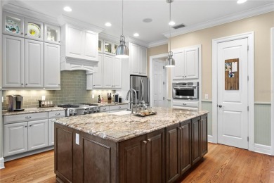 Welcome to 2714 W. Jetton Avenue -- an elegant on Palma Ceia Golf and Country Club in Florida - for sale on GolfHomes.com, golf home, golf lot