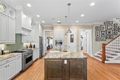 Welcome to 2714 W. Jetton Avenue -- an elegant on Palma Ceia Golf and Country Club in Florida - for sale on GolfHomes.com, golf home, golf lot