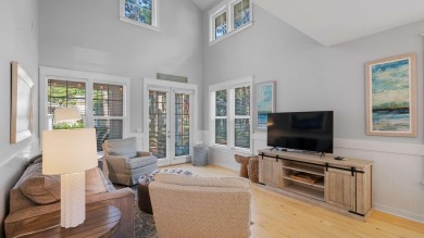 PRICED TO SELL!

Beautifully renovated Laurel Grove home.  An on Sandestin Golf and Beach Resort - Raven in Florida - for sale on GolfHomes.com, golf home, golf lot