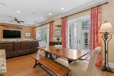 Welcome to 2714 W. Jetton Avenue -- an elegant on Palma Ceia Golf and Country Club in Florida - for sale on GolfHomes.com, golf home, golf lot