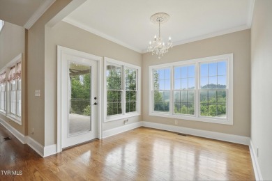 Welcome to 346 Golf Ridge Dr. in Kingsport, Tennessee! Take a on Crocketts Ridge Golf Club in Tennessee - for sale on GolfHomes.com, golf home, golf lot
