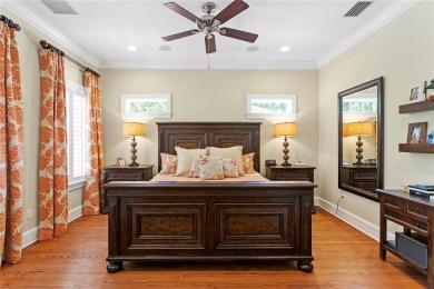 Welcome to 2714 W. Jetton Avenue -- an elegant on Palma Ceia Golf and Country Club in Florida - for sale on GolfHomes.com, golf home, golf lot