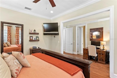 Welcome to 2714 W. Jetton Avenue -- an elegant on Palma Ceia Golf and Country Club in Florida - for sale on GolfHomes.com, golf home, golf lot