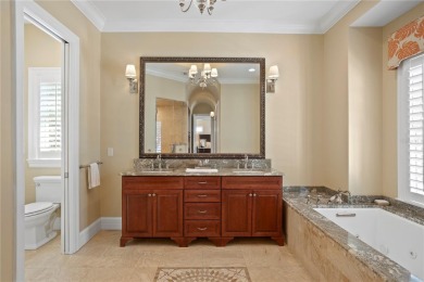 Welcome to 2714 W. Jetton Avenue -- an elegant on Palma Ceia Golf and Country Club in Florida - for sale on GolfHomes.com, golf home, golf lot