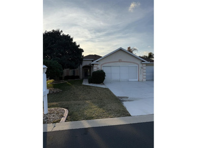 ** OPPORTUNITY AWAITS ***  Don't miss this 3/2 home with Golf on Ocala Palms Golf and Country Club in Florida - for sale on GolfHomes.com, golf home, golf lot