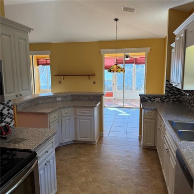 ** OPPORTUNITY AWAITS ***  Don't miss this 3/2 home with Golf on Ocala Palms Golf and Country Club in Florida - for sale on GolfHomes.com, golf home, golf lot