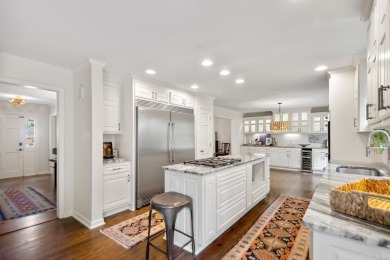 Rare opportunity to find a move in ready home in a great on Pleasant Valley Country Club in Arkansas - for sale on GolfHomes.com, golf home, golf lot