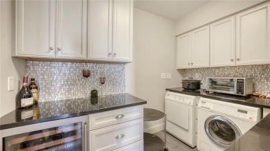 One or more photo(s) has been virtually staged. Sweeping Gulf on Links on Longboat Golf Club in Florida - for sale on GolfHomes.com, golf home, golf lot