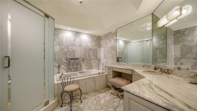 One or more photo(s) has been virtually staged. Sweeping Gulf on Links on Longboat Golf Club in Florida - for sale on GolfHomes.com, golf home, golf lot
