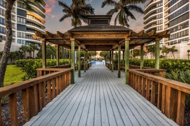 One or more photo(s) has been virtually staged. Sweeping Gulf on Links on Longboat Golf Club in Florida - for sale on GolfHomes.com, golf home, golf lot