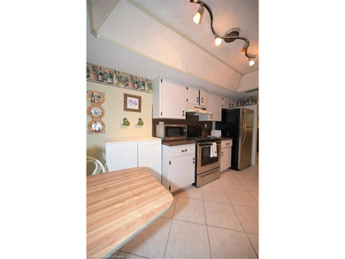 NEW ON THE MARKET! Check out this affordable furnished condo in on  in Florida - for sale on GolfHomes.com, golf home, golf lot