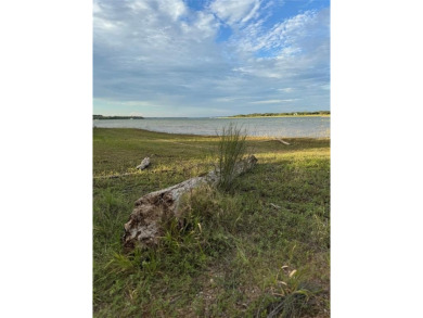 Come enjoy lake life at this beautiful lot on Lake Brownwood on Hideout Golf Club and Resort  in Texas - for sale on GolfHomes.com, golf home, golf lot