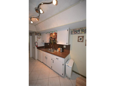 NEW ON THE MARKET! Check out this affordable furnished condo in on  in Florida - for sale on GolfHomes.com, golf home, golf lot