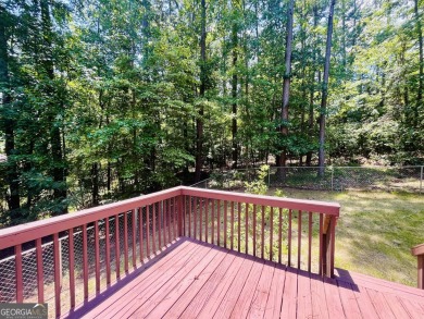 Clean well-maintained move-in ready 3/2 ranch home with 2-car on Turtle Cove Golf Course in Georgia - for sale on GolfHomes.com, golf home, golf lot