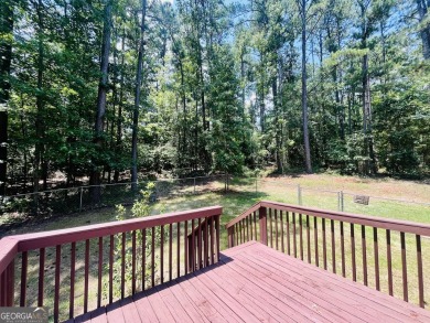 Clean well-maintained move-in ready 3/2 ranch home with 2-car on Turtle Cove Golf Course in Georgia - for sale on GolfHomes.com, golf home, golf lot