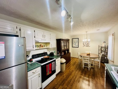 Clean well-maintained move-in ready 3/2 ranch home with 2-car on Turtle Cove Golf Course in Georgia - for sale on GolfHomes.com, golf home, golf lot
