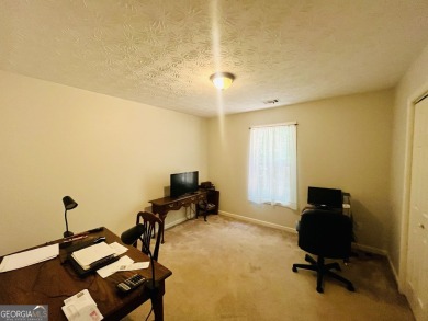 Clean well-maintained move-in ready 3/2 ranch home with 2-car on Turtle Cove Golf Course in Georgia - for sale on GolfHomes.com, golf home, golf lot