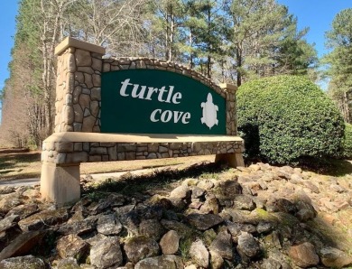 Clean well-maintained move-in ready 3/2 ranch home with 2-car on Turtle Cove Golf Course in Georgia - for sale on GolfHomes.com, golf home, golf lot