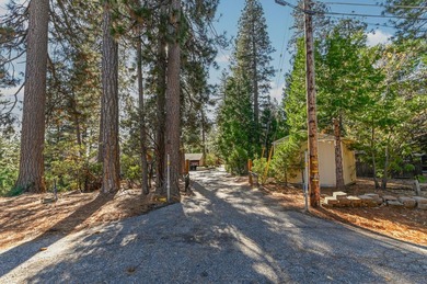 Spacious 3-bedroom, 3 bath home with a 3-car garage in desired on Sequoia Woods Country Club in California - for sale on GolfHomes.com, golf home, golf lot