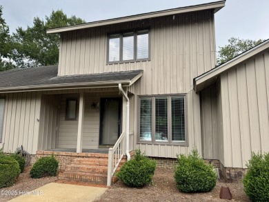 Welcome to easy living in this beautifully maintained 2-bedroom on Wilson Country Club in North Carolina - for sale on GolfHomes.com, golf home, golf lot
