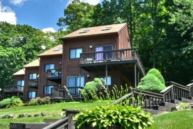 Welcome to this beautifully upgraded end-unit condo in Great on Minerals Golf Club in New Jersey - for sale on GolfHomes.com, golf home, golf lot