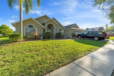Turnkey Beauty in Southern Dunes - Polk County - Saltwater Pool on Southern Dunes Golf and Country Club in Florida - for sale on GolfHomes.com, golf home, golf lot