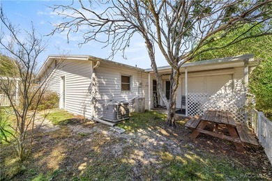 *Seller offering $1,000.00 floor credit.* Welcome to this on Brentwood Farms Golf Club in Florida - for sale on GolfHomes.com, golf home, golf lot