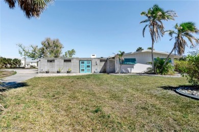 Mid-Century Modern Coastal Retreat in Cape Haze West Nestled in on Rotonda Golf and Country Club The Links Course in Florida - for sale on GolfHomes.com, golf home, golf lot