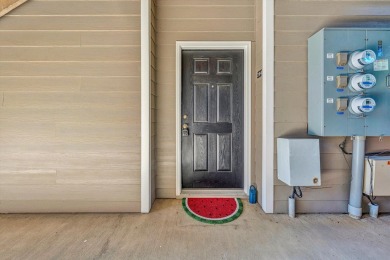 Beautiful 2 BR, 2 BA condo at South Pointe Shore drive in the on The Waterfront Country Club in Virginia - for sale on GolfHomes.com, golf home, golf lot