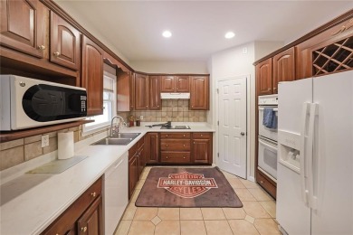 Beautiful large home plus completely separate Inlaw suite!!! on Fairfield Plantation Golf and Country Club in Georgia - for sale on GolfHomes.com, golf home, golf lot