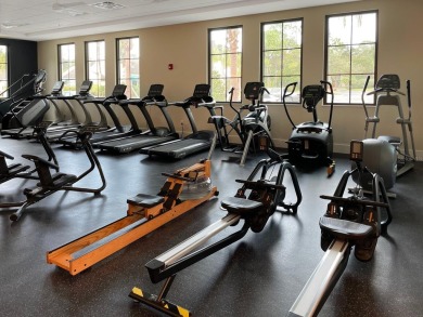 $3,000 Appliance Credit! Centrally located townhouse, with main on The Meadows Golf and Country Club in Florida - for sale on GolfHomes.com, golf home, golf lot