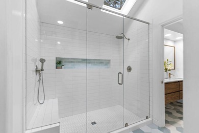 Absolutely adorable single-level home situated on a spacious on The Seabrook Island Club in South Carolina - for sale on GolfHomes.com, golf home, golf lot