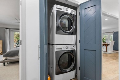 Absolutely adorable single-level home situated on a spacious on The Seabrook Island Club in South Carolina - for sale on GolfHomes.com, golf home, golf lot