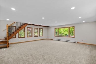 Situated on the golf course in Tanglwood Lakes, this stunning on Paupack Hills Golf and Country Club in Pennsylvania - for sale on GolfHomes.com, golf home, golf lot