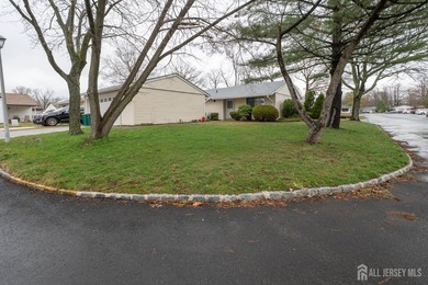 Enjoy the great Clearbrook lifestyle with this wonderful on Clearbrook Golf Club in New Jersey - for sale on GolfHomes.com, golf home, golf lot