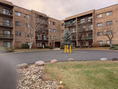 Stunning Third-Floor Condo with Golf Course Views  Welcome to on Old Orchard Country Club, Inc. in Illinois - for sale on GolfHomes.com, golf home, golf lot