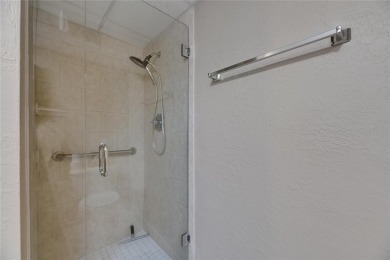 Fantastic opportunity to own a 2-bedroom, 2-bath condo in the on Kings Point Executive Golf Course in Florida - for sale on GolfHomes.com, golf home, golf lot
