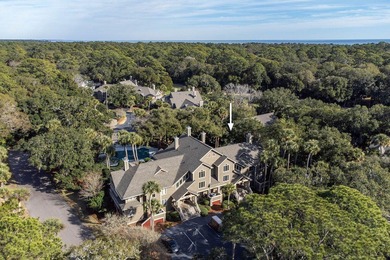 Enjoy relaxed coastal living in this 2 BR 2 BA upper-level end on The Seabrook Island Club in South Carolina - for sale on GolfHomes.com, golf home, golf lot