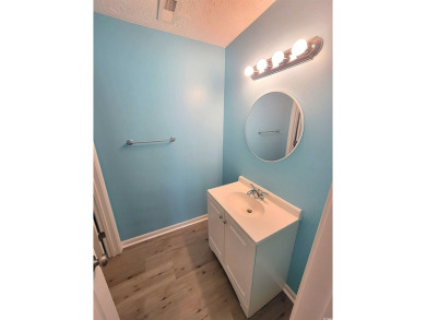 Wonderful and well-maintained 2-bedroom, 2-bathroom first-floor on Aberdeen Golf and Country Club in South Carolina - for sale on GolfHomes.com, golf home, golf lot