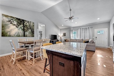 Welcome Home to 17 Hillington Circle. This like-new one story on Bella Vista Country Club - Berksdale in Arkansas - for sale on GolfHomes.com, golf home, golf lot