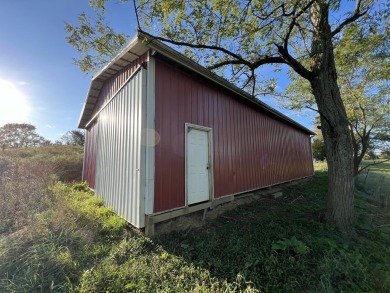 Welcome to this 8+/- acre mini farm, conveniently located on Dix River Country Club in Kentucky - for sale on GolfHomes.com, golf home, golf lot