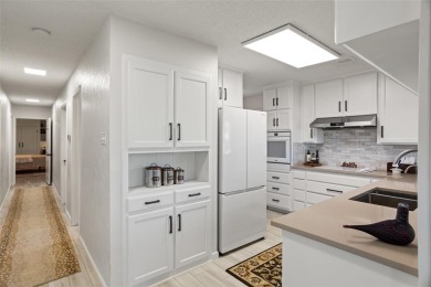 Welcome to your dream retreat! This beautifully remodeled on De Cordova Bend Country Club in Texas - for sale on GolfHomes.com, golf home, golf lot