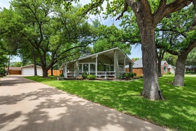 Welcome to your dream retreat! This beautifully remodeled on De Cordova Bend Country Club in Texas - for sale on GolfHomes.com, golf home, golf lot