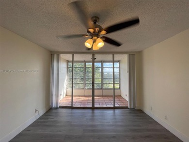 A FULLY REMODELED UNIT, IT IS BRIGHT AND HAS GREAT VIEWS on Jacaranda Golf Club in Florida - for sale on GolfHomes.com, golf home, golf lot