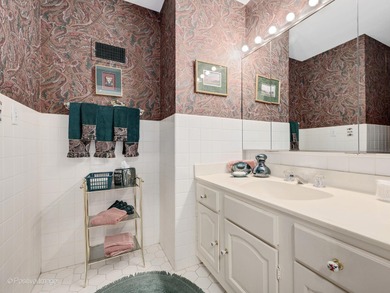 Welcome to this lovely gated community of Rivershire which on Cranes Landing Golf Club in Illinois - for sale on GolfHomes.com, golf home, golf lot