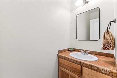 Welcome to Rockhampton.  This move in ready home has all new on Boise Ranch Golf Course, Inc. in Idaho - for sale on GolfHomes.com, golf home, golf lot