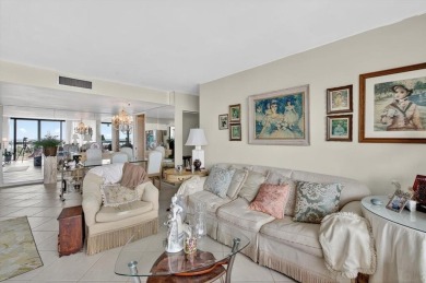 Seller is WILLING TO CONTRIBUTE $5000-$10,000 to closing to help on The President Country Club in Florida - for sale on GolfHomes.com, golf home, golf lot